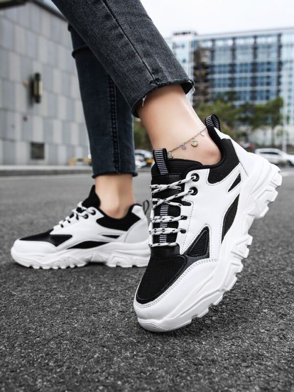 Urban Flex Women’s Casual Sneakers